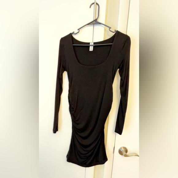 Sexy Mama Maternity Dress - Picture 1 of 3